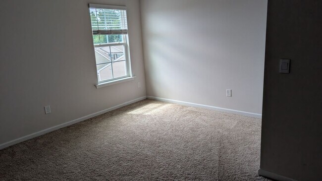 Building Photo - 3599 Village Springs Dr