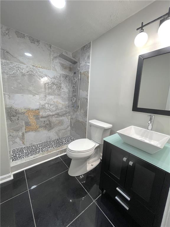 Building Photo - 376 Wellington St SW