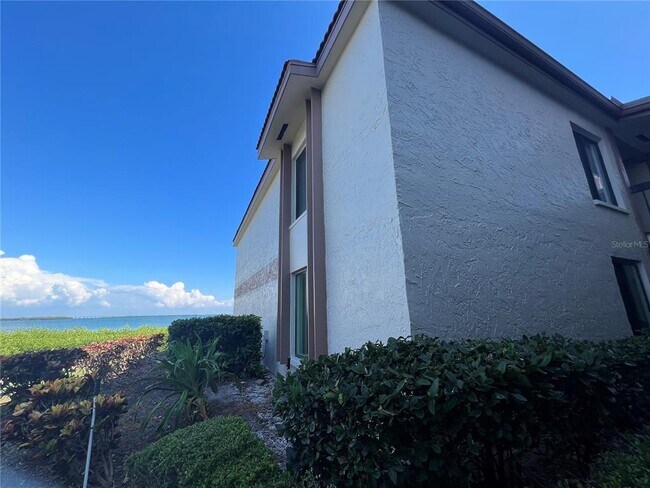 Building Photo - 6268 Palma Del Mar Blvd S