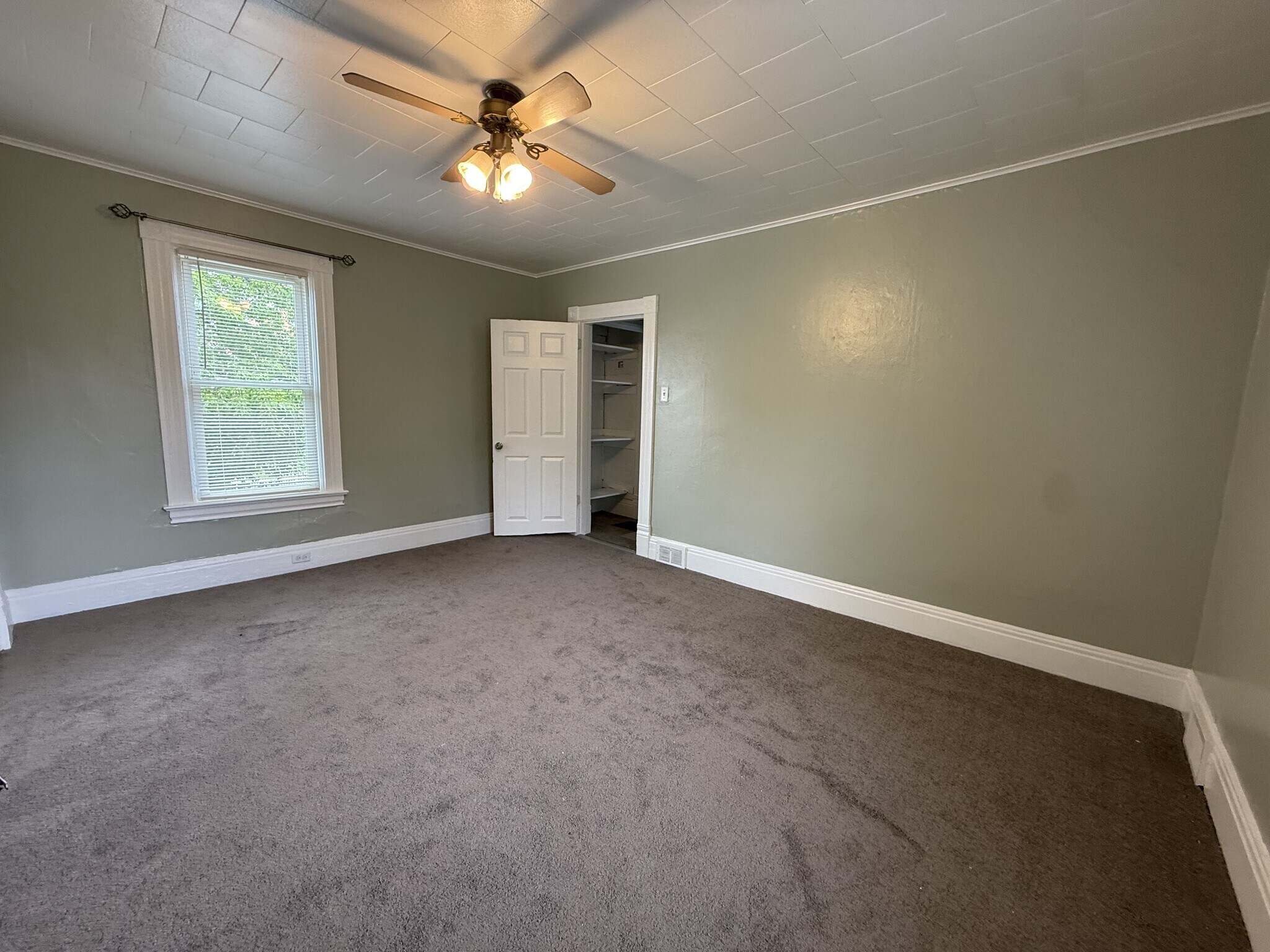 Bedroom - 16 S 2nd St