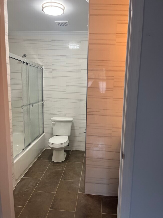 6401 Woodhaven Blvd 6401 Woodhaven Blvd Rego Park NY 11374