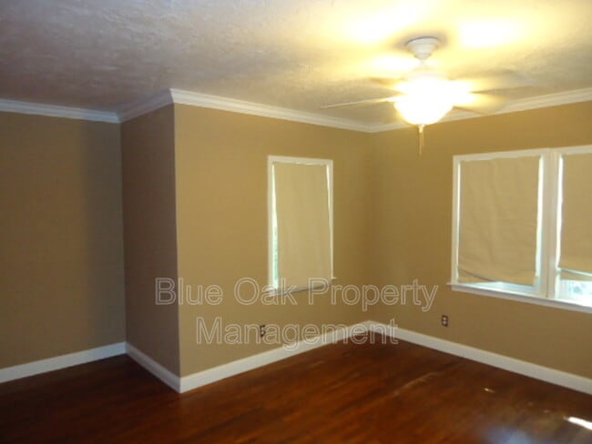 Building Photo - 1705 Arcadian Ave