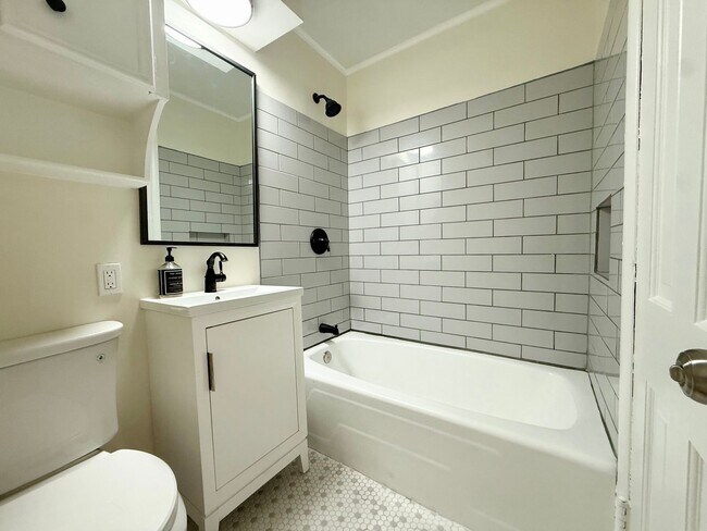 Building Photo - 5625 S Trenton Ave