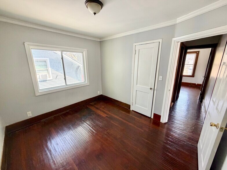 Bedroom 2 - 142-144 Ohio St