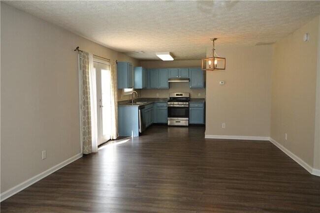 Building Photo - 514 Carrington Ct