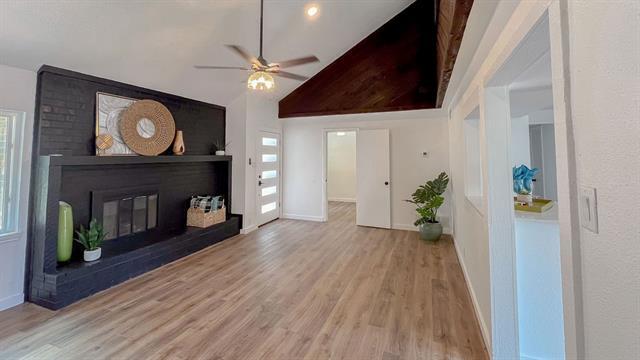 Building Photo - 309 Rosewood Dr