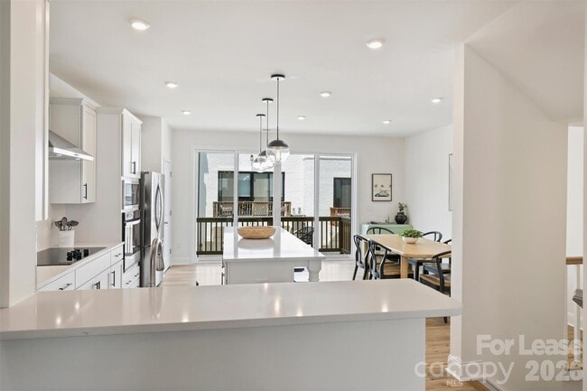 Building Photo - 3024 Red Cardinal Ln