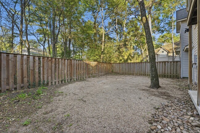 Building Photo - 56 Lakeridge Dr