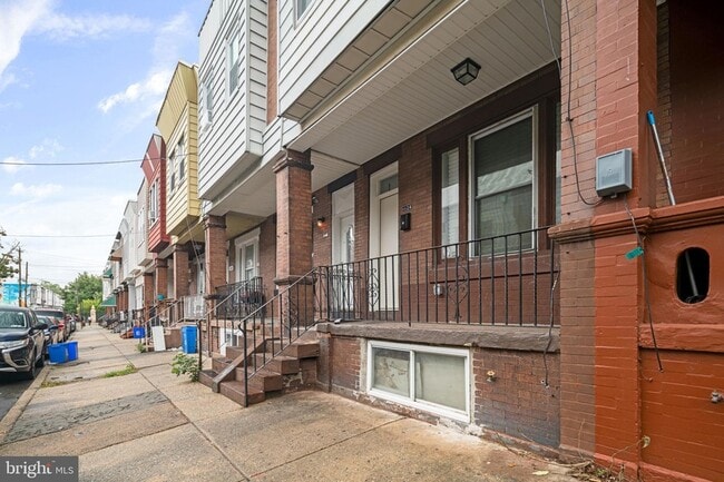 Building Photo - 1424 S Marston St