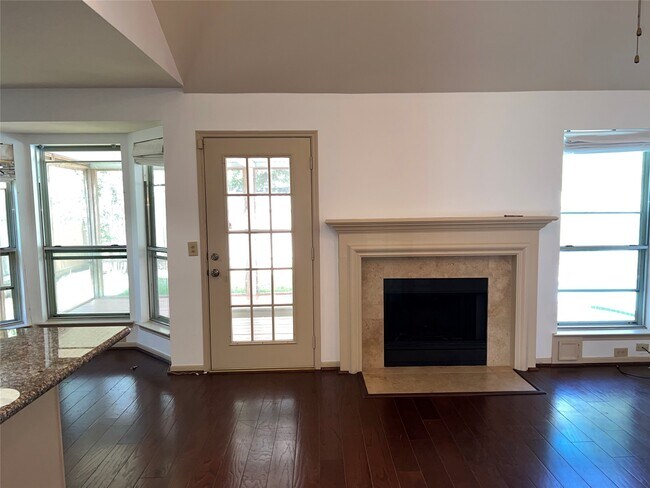 Building Photo - 3215 Bluebonnet Meadows Ln