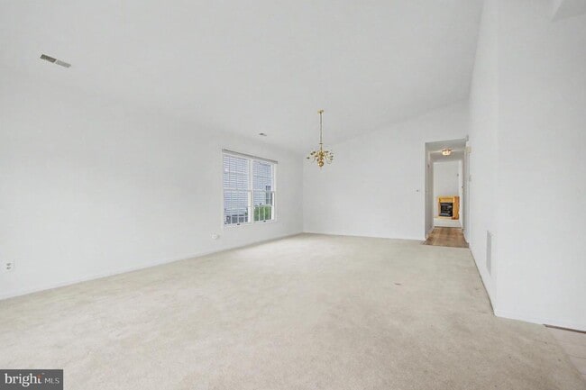 Building Photo - 795 Eastern Point Rd