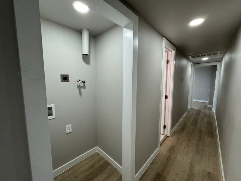 Building Photo - 3919 Elysian St