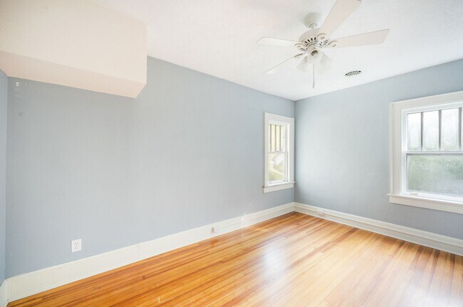 Building Photo - Beautifully updated House in Rivermont