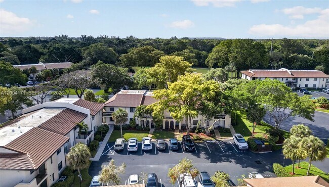 Building Photo - 21810 Cypress Cir