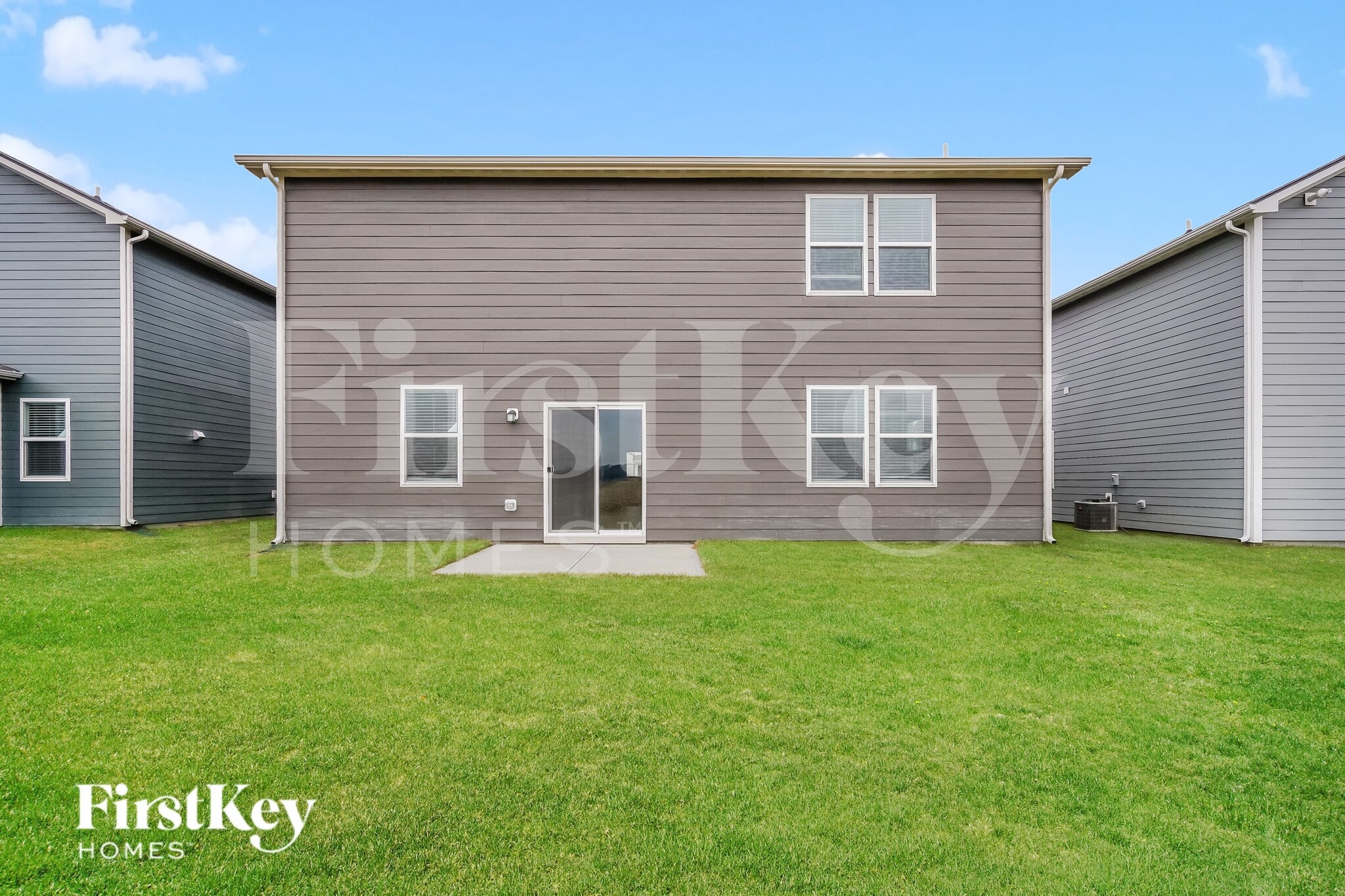 Building Photo - 2332 S Carlota Dr