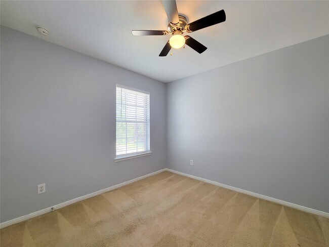 Building Photo - 7506 Boxwood Ridge Ln