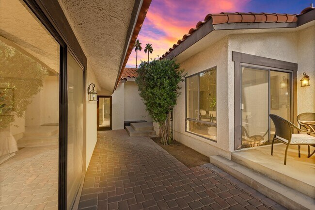 Building Photo - 44350 Michigan Ct