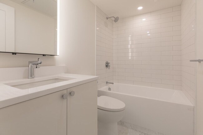 Building Photo - 565 Columbus Ave