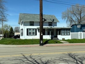 Building Photo - 600 3rd St