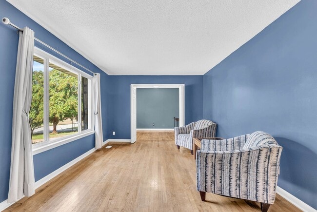 Building Photo - Located in the Heart of Hixson! 3 beds, 2 ...