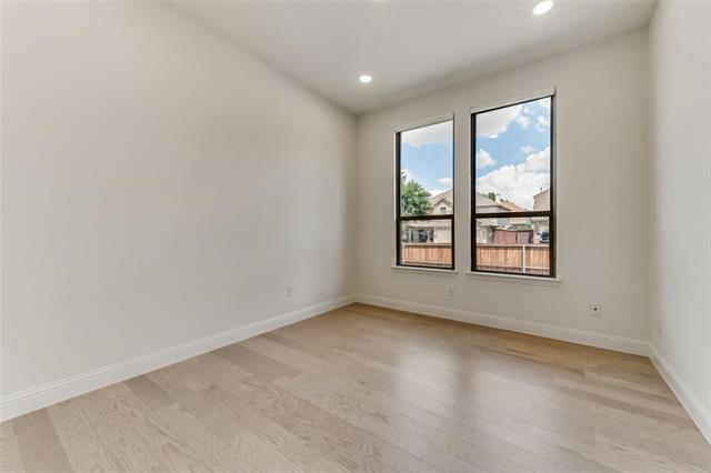 Building Photo - 4601 Parkridge Dr