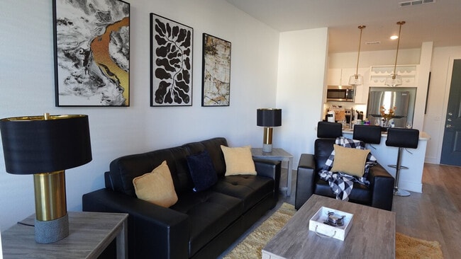 Building Photo - 9127 Town Center Pkwy