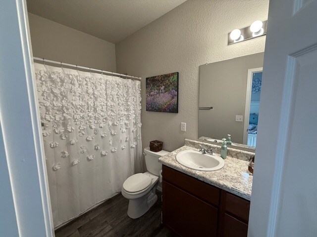 Building Photo - 4663 w Fairbanks way