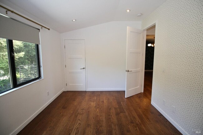 Building Photo - 19 Bayview Terrace