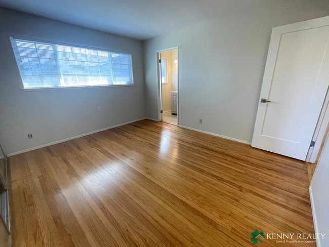 Building Photo - Spacious Four Bedroom Home in Westborough Neighborhood in South San Francisco