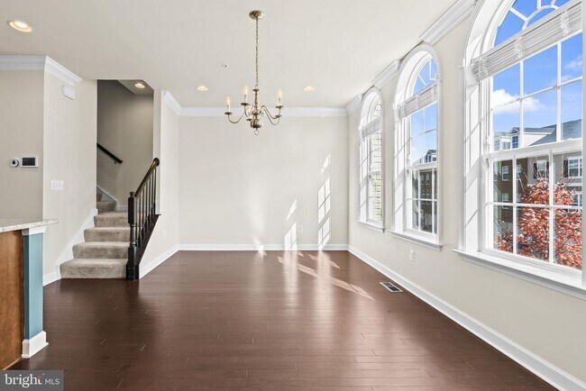 Building Photo - 3030 Mia Ln