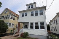 Building Photo - 324 Harper Pl