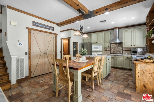 Building Photo - 28123 Gibraltar Ln