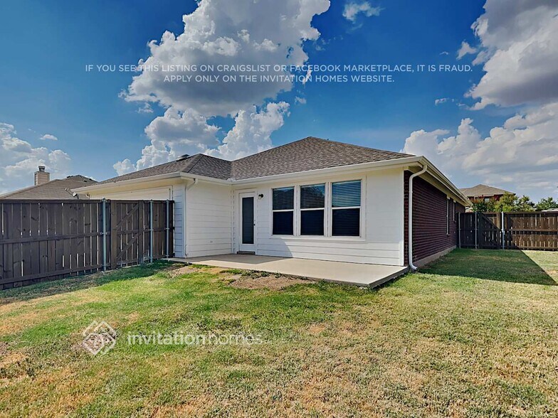 Building Photo - 509 Sandy Ln