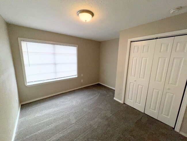 Building Photo - 8238 Homewood Ln