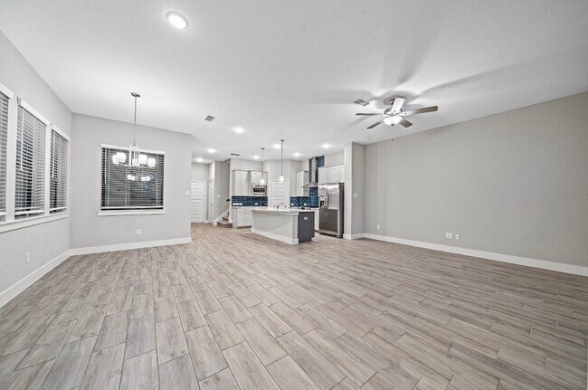 Building Photo - 18619 Admiration Dr