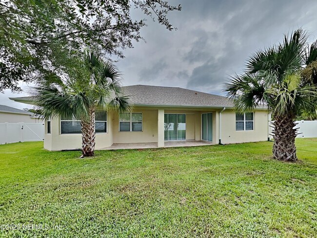 Building Photo - 24 Royal Palm Ln