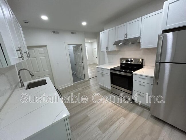 Primary Photo - 71 Paine St
