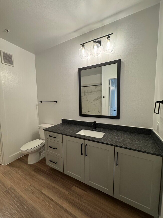 Building Photo - 3701 Raven Trl