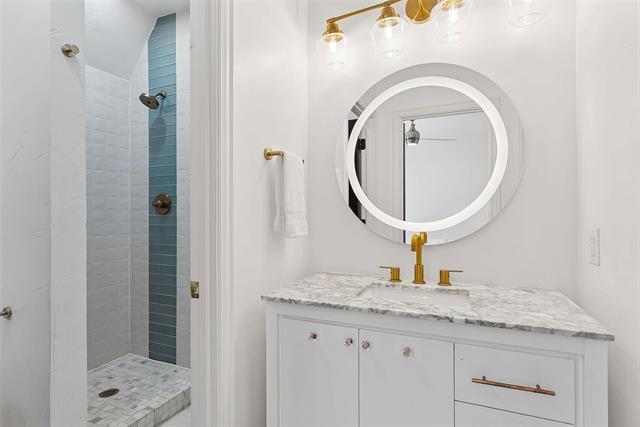 Building Photo - 2871 Creekwood Ln