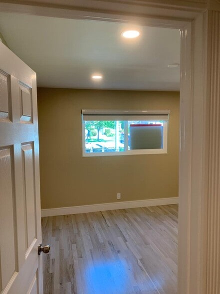 Building Photo - 12244 Magnolia Blvd