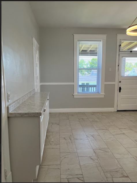 Kitchen Entry - 5222 Morganford Rd