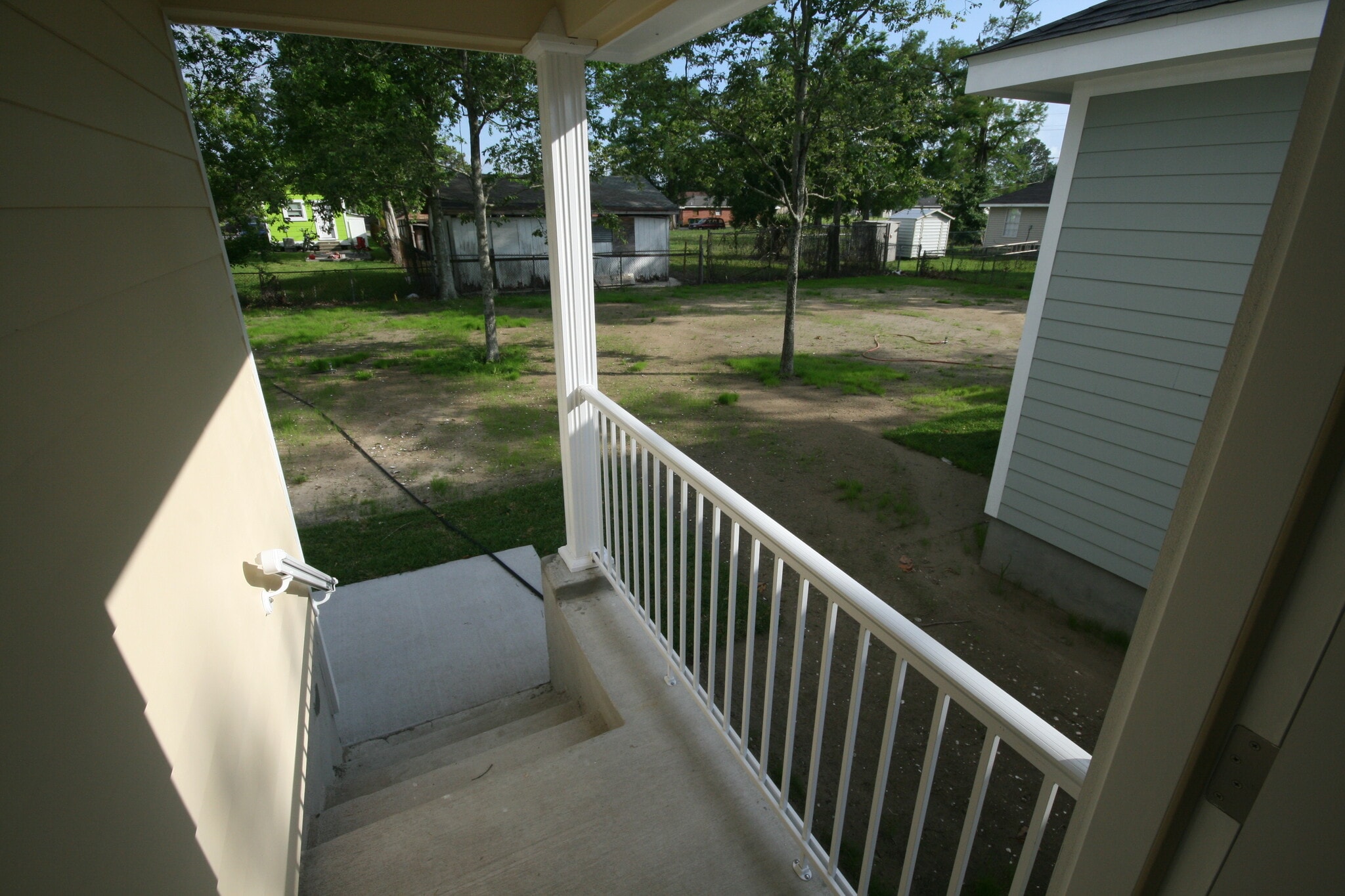 Building Photo - 722 16th St