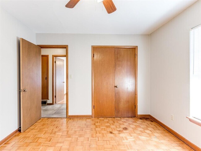 Building Photo - 1804 Melrose Dr