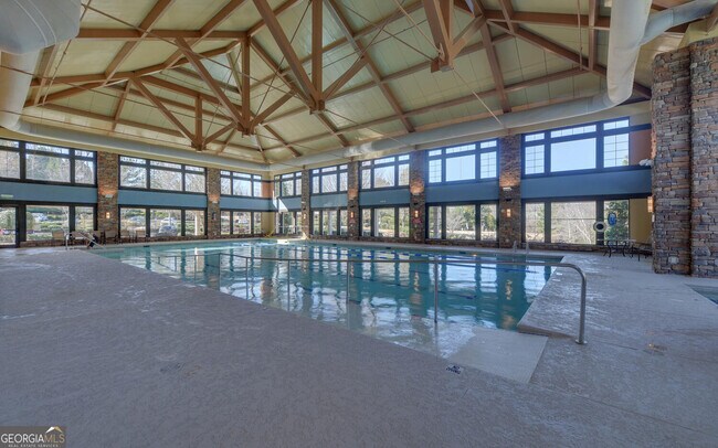 Building Photo - 6218 Azalea Way