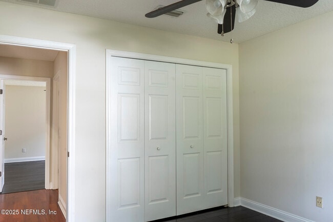 Building Photo - 10064 Ecton Ln