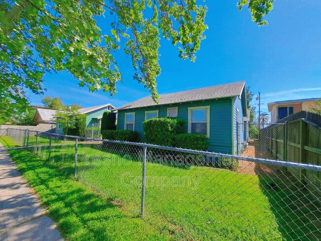 Building Photo - 436 N Effie St.
