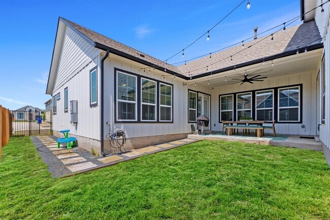 Building Photo - 8908 Apogee Blvd