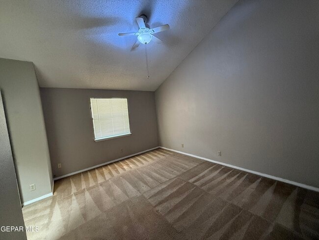 Building Photo - 741 Villa Vanessa Dr
