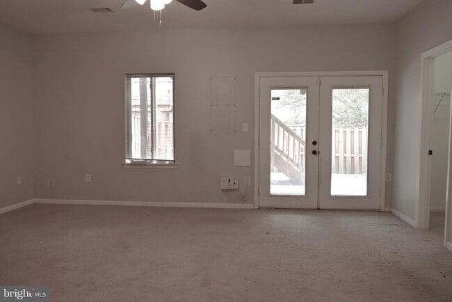 Building Photo - 8819 Blue Royale Ln