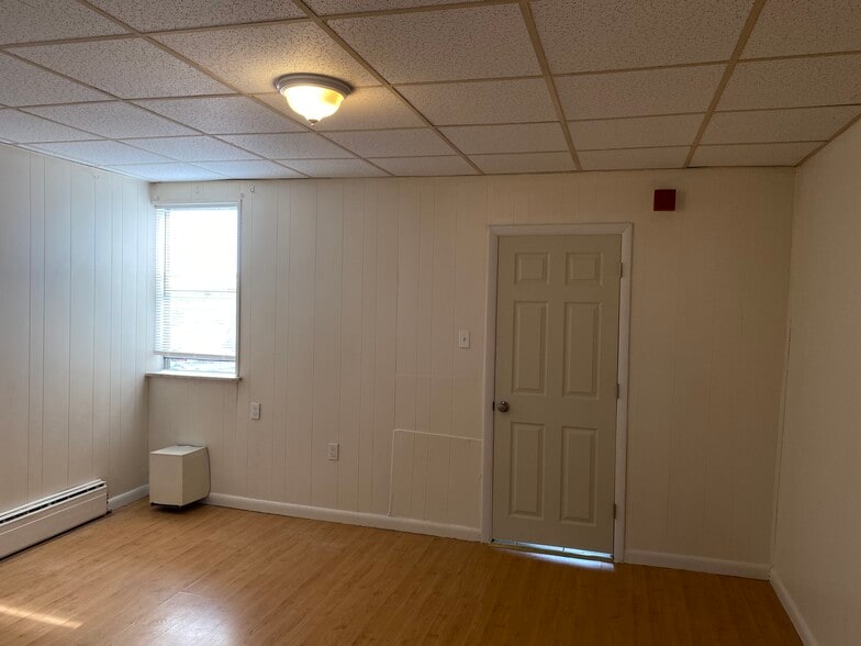Living Room#3 - 1926 S 15th St